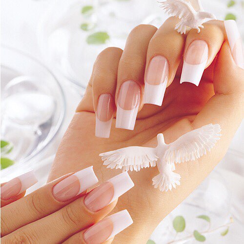 PINK & WHITE NAILS SPA - artificial nails